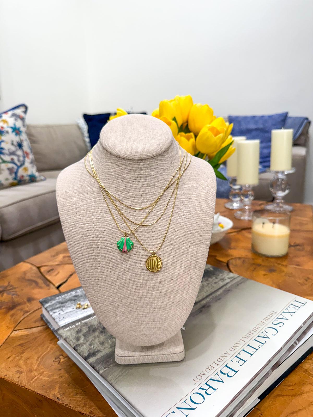 Shell necklace